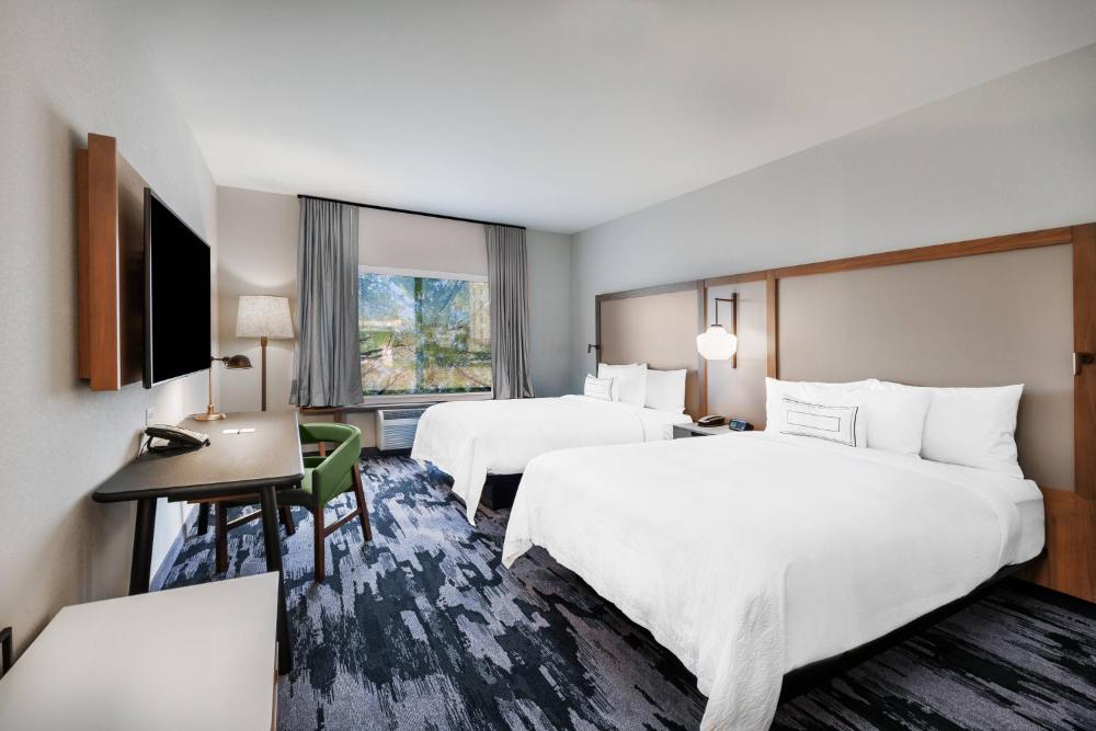 Guest room, 2 Queen interior